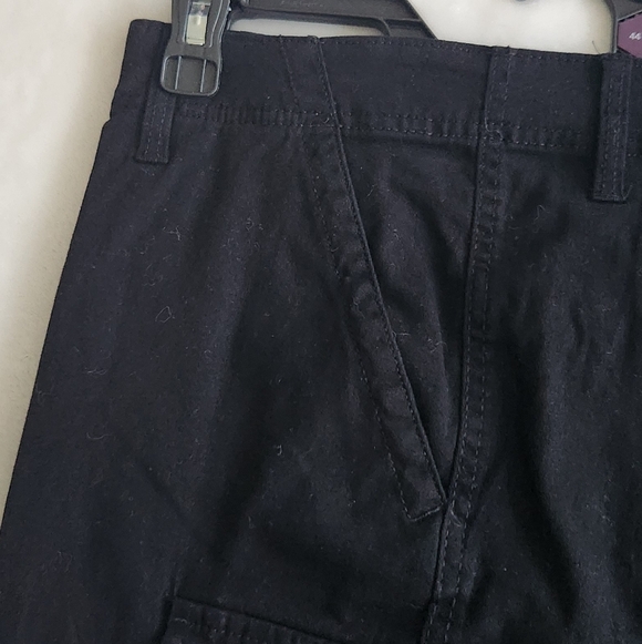 🩳 George Men’s Black Cargo Shorts – Size 44, NWT, 10” Inseam, Comfort Flex - Picture 9 of 14